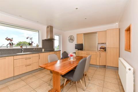 Calbourne Road, Newport, Isle of Wight 4 bed detached house for sale