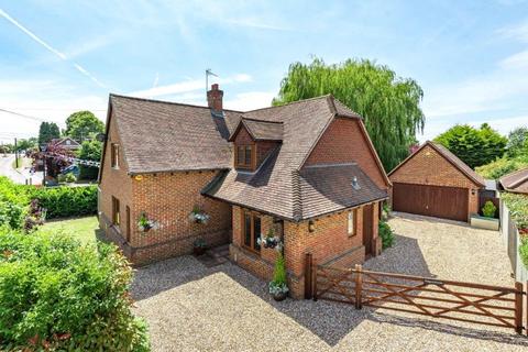 Eversley Road, Reading RG2 4 bed detached house for sale