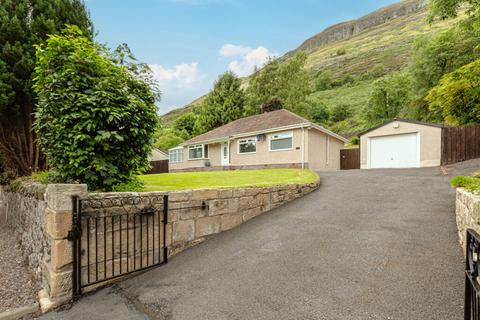 4 bedroom detached bungalow for sale