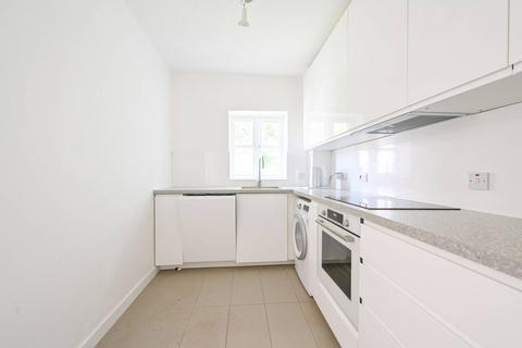 Fern Walk, Bermondsey, London, SE16 1 bed flat for sale