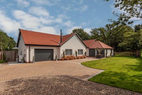 Doctor Watsons Lane, Kesgrave, IP5 1BS 5 bed detached house for sale