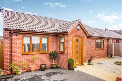 Gilbert Avenue, Tividale 2 bed bungalow for sale