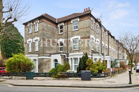 Iverson Road, London, NW6 2 bed flat for sale