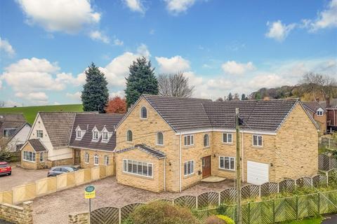 Walton Station Lane, Wakefield WF2 4 bed detached house for sale