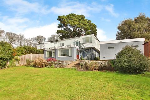 Newtown Road, Warsash, Southampton 3 bed semi