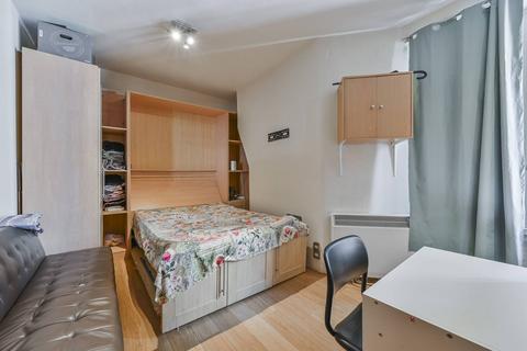 Hunter Street, Bloomsbury, London, WC1N Studio for sale