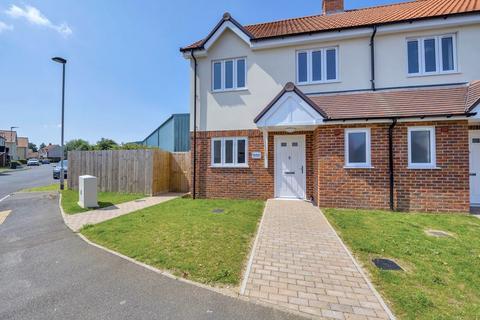 Silver Tree Way, Chedburgh 3 bed semi