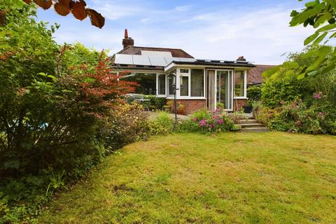 Barnfield, Plumpton Green, BN7 3 bed bungalow for sale