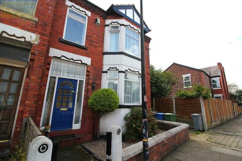 Bromley Avenue, Flixton 3 bed end of terrace house for sale