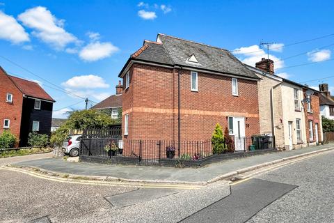 Hedingham Road, Halstead, Halstead, CO9 2 bed detached house for sale