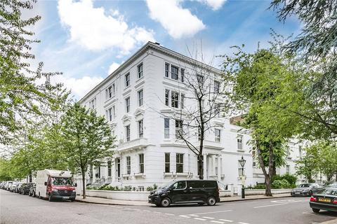 London W8 2 bed apartment for sale