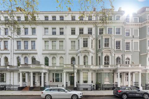 London SW7 2 bed apartment for sale