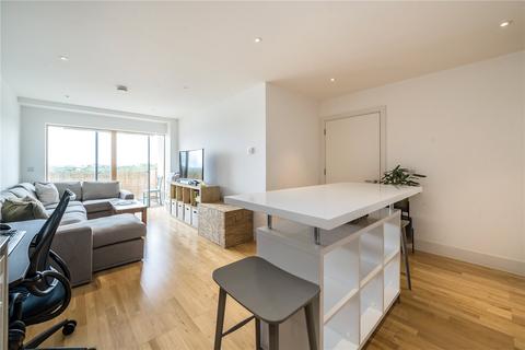 Streatham High Road SW16 2 bed apartment for sale