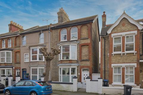 Penshurst Road, Ramsgate, CT11 4 bed end of terrace house for sale