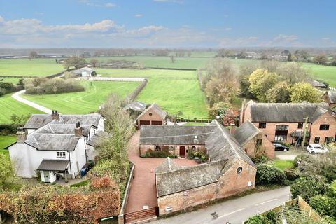 Bradley, Stafford, ST18 4 bed barn conversion for sale