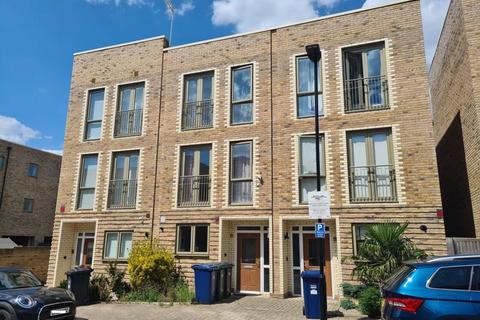 Edgecumbe Avenue, Colindale, London... 3 bed townhouse for sale
