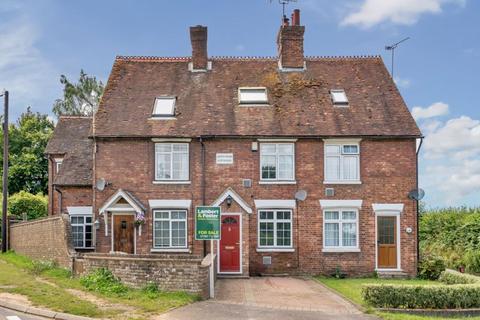 Goudhurst Road, Cranbrook 2 bed terraced house for sale