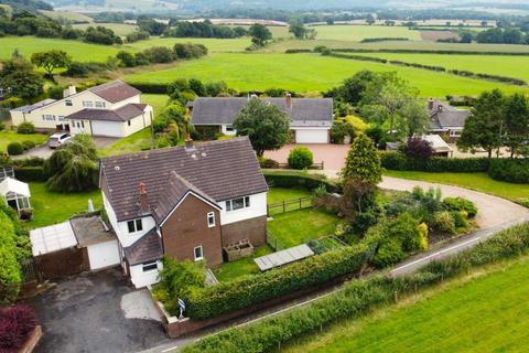 Spout Lane, Telford TF6 5 bed detached house for sale
