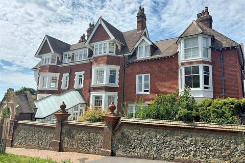 Bolsover Road, Eastbourne 3 bed flat for sale