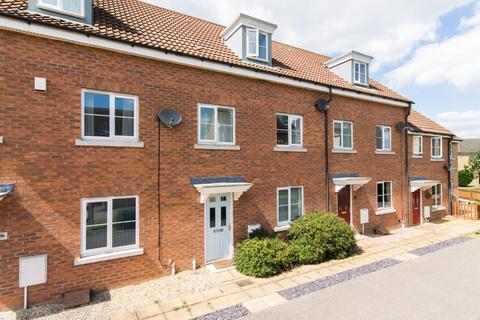 Sheepwash Way, Longstanton, Cambridge 4 bed townhouse for sale