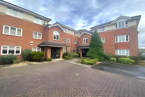 2 bedroom ground floor flat for sale