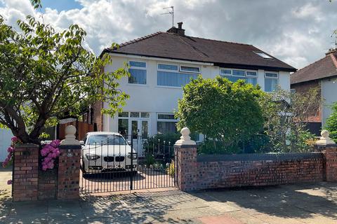 Montrose Drive, Southport PR9 3 bed semi