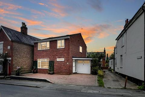 Head Street, Halstead, CO9 3 bed detached house for sale