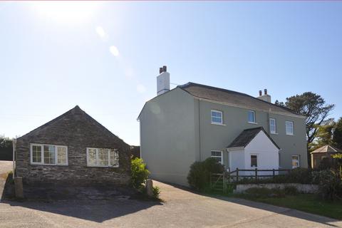 St Mawes Outskirts 5 bed detached house for sale