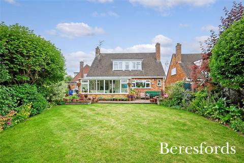 Mayfield Road, Writtle, CM1 4 bed detached house for sale