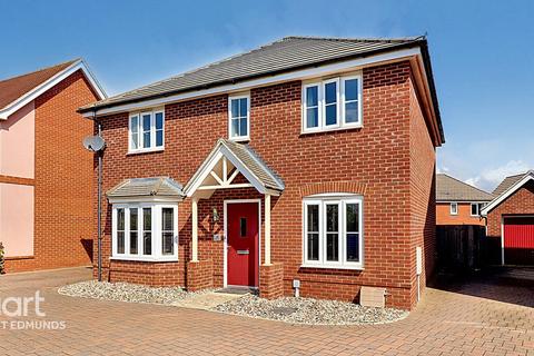 Shackeroo Road, Bury St Edmunds 4 bed detached house for sale