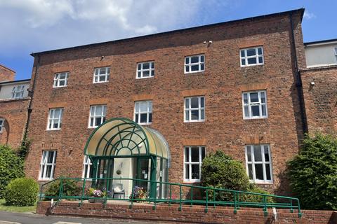 Webber House, Tewkesbury GL20 2 bed flat for sale