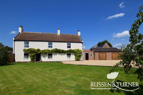 Black Horse Road, King's Lynn PE34 4 bed detached house for sale