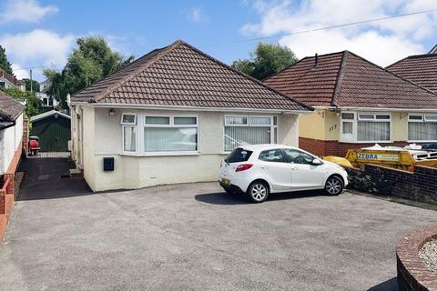 Bursledon Road, Hedge End, SO30 2 bed detached bungalow for sale