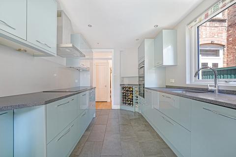 Hewitt Avenue, Wood Green N22 2 bed terraced house for sale