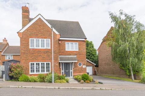 Beaulieu Drive, Pevensey, BN24 5 bed detached house for sale