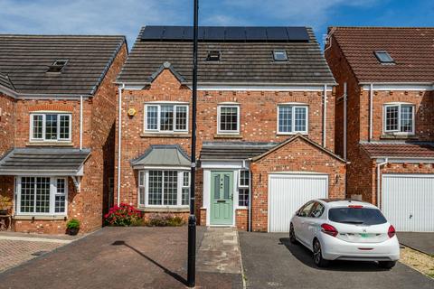 Mallard Close, York 5 bed detached house for sale