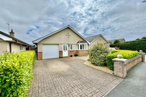 Wern Y Wylan, Morfa Nefyn, Pwllheli 3 bed detached house for sale