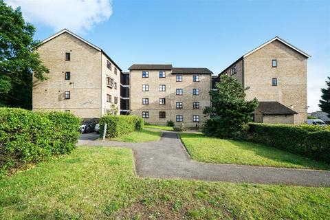 Hawarden Hill, Dollis Hill 2 bed flat for sale