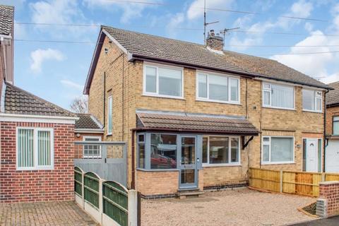 Oakleys Road, Long Eaton, Nottingham... 3 bed semi