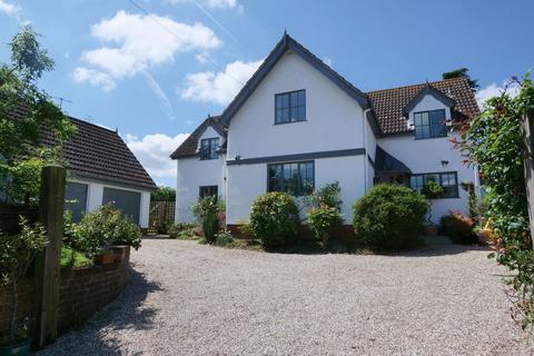 Flint Rise, Hacheston, Suffolk 5 bed detached house for sale