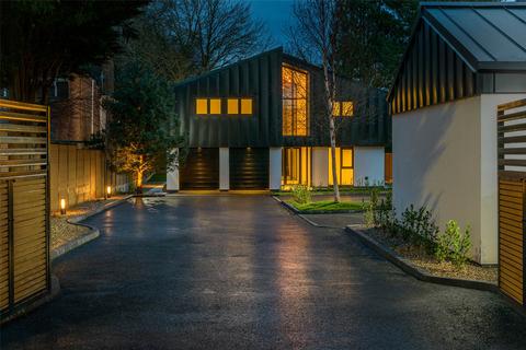 Sakura, Potters Bank, Durham, DH1 5 bed detached house for sale