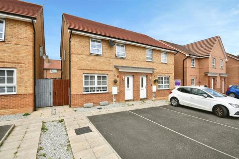 Petfield Drive, Anlaby, Hull 3 bed semi