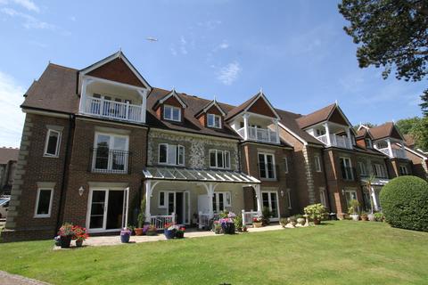Meads Road, Eastbourne BN20 2 bed apartment for sale