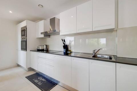 Alexandra Avenue, Rayners Lane... 2 bed flat for sale