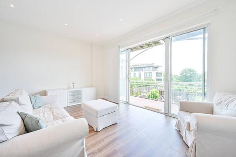 Kew Bridge Road, Brentford, TW8 2 bed flat for sale