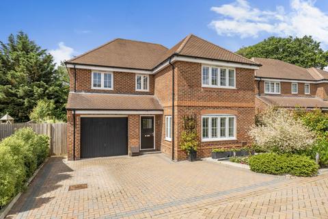 Woodlands Avenue, Rowland's Castle, PO9 4 bed detached house for sale