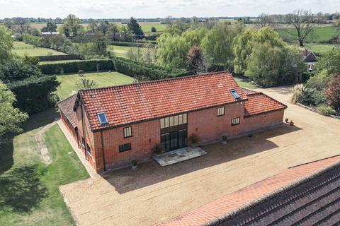 Tibenham 5 bed barn conversion for sale