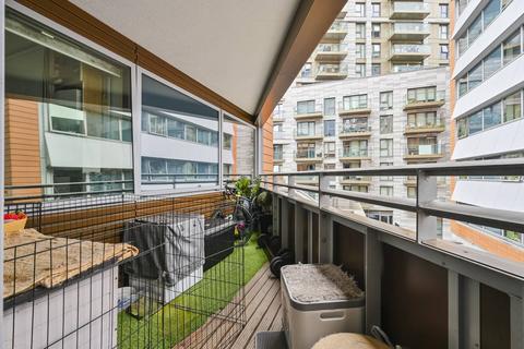 Montgomery House, Paddington, London, W2 2 bed flat for sale