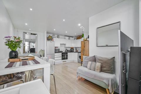 Montgomery House, Paddington, London, W2 2 bed flat for sale