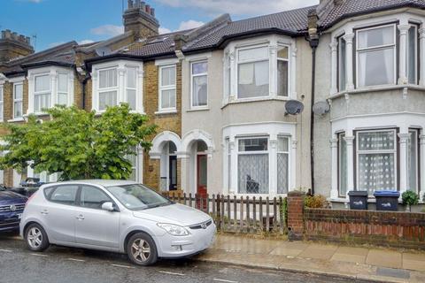 Lincoln Road, Enfield 2 bed terraced house for sale